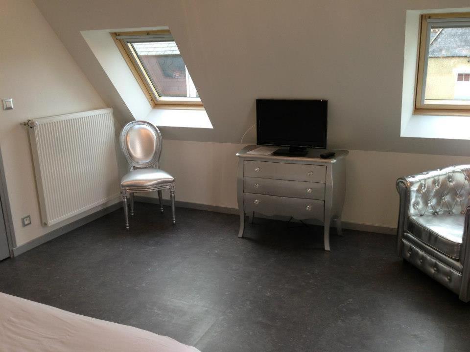 Chambres D'Hotes Saint Hubert Saunay ภายนอก รูปภาพ